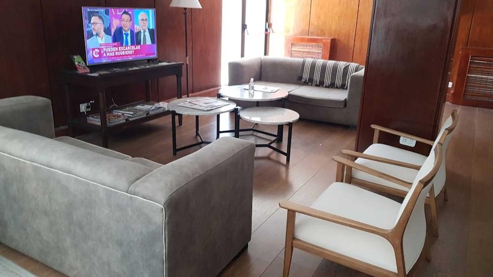 Hotel Tehuelche 埃斯克尔 外观 照片