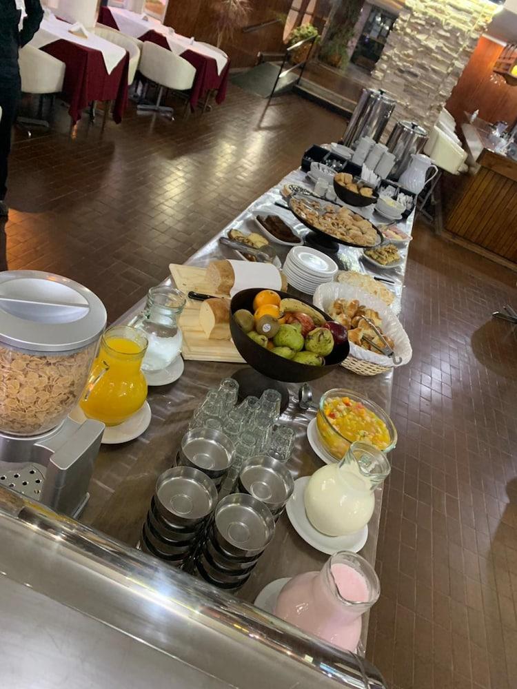 Hotel Tehuelche 埃斯克尔 外观 照片